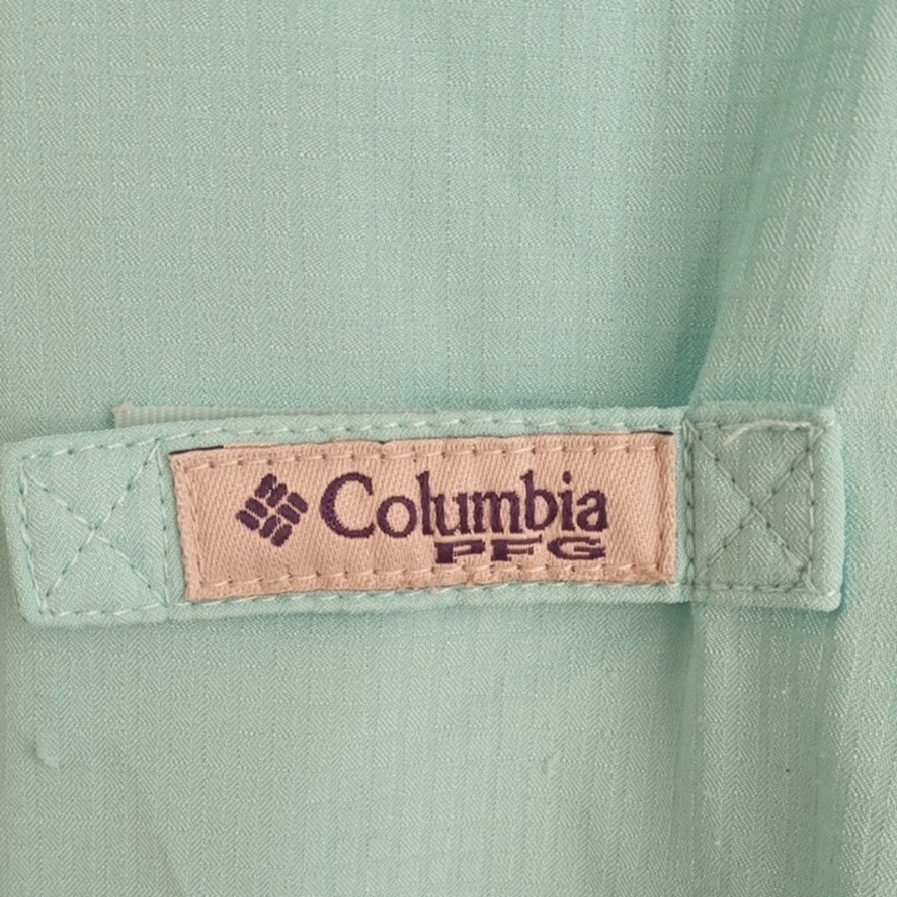 Columbia Women's Sleeveless Button Down Shirt - Aqua - Picture 2 of 4